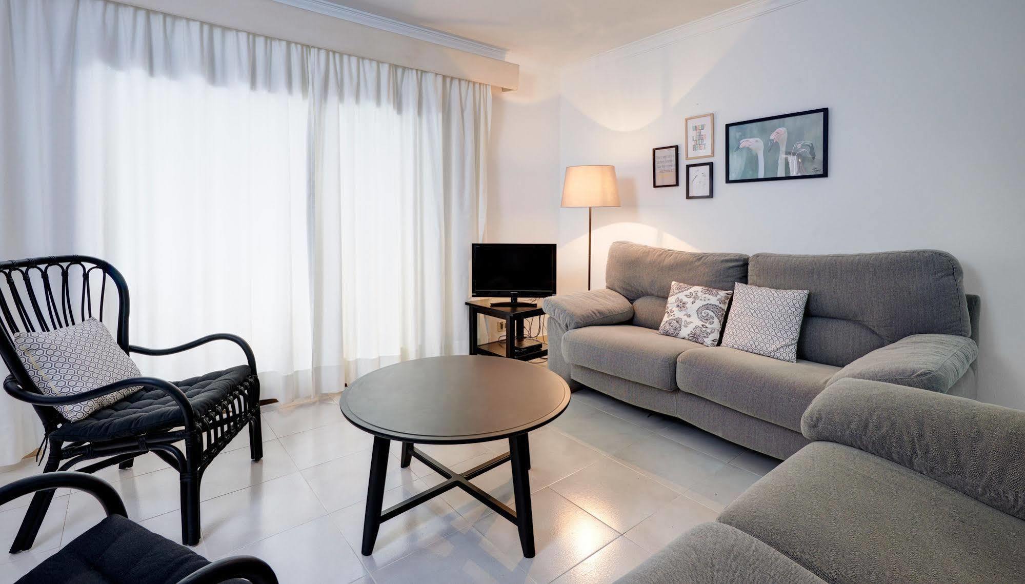 Lemar Apartments Colonia de Sant Jordi Екстериор снимка